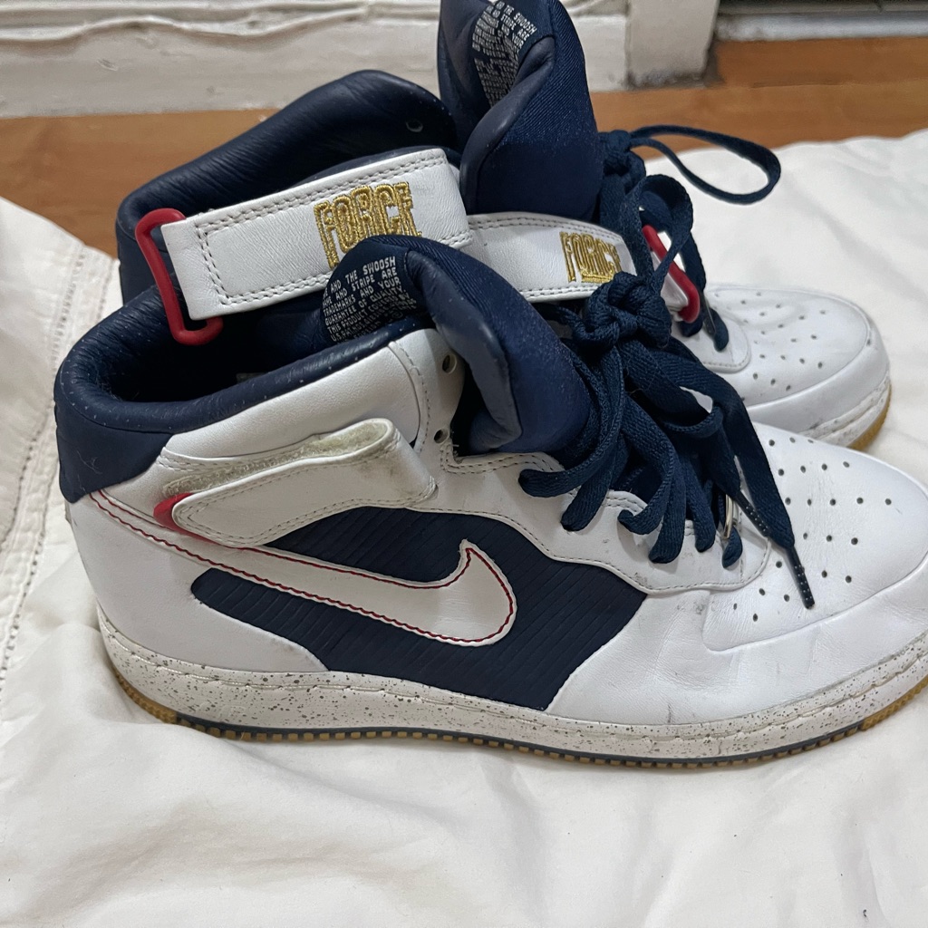 Nike Air Force 180 Charles Barkley Men’s White, Navy & Red High-Top Sneakers